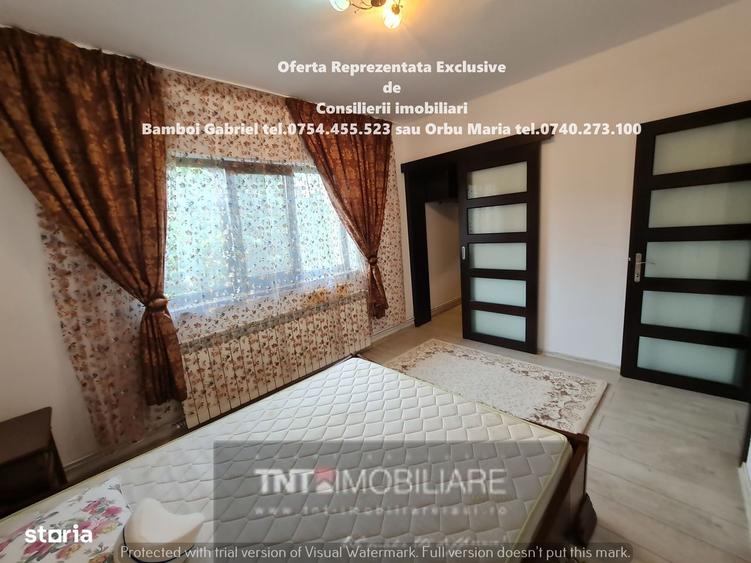 Casă cu 2 camere decomandat în Central