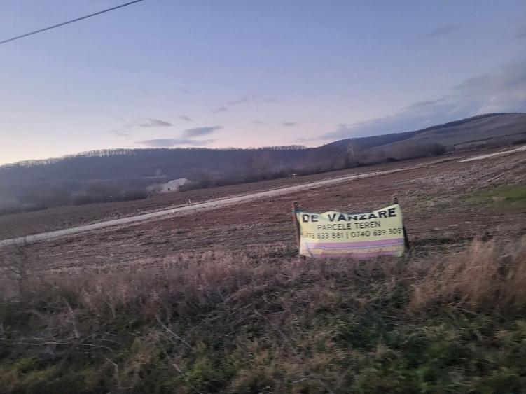 Teren de 500 mp, în Oșorhei