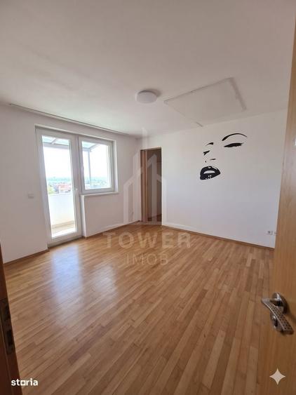 Apartament cu 4 camere în Central