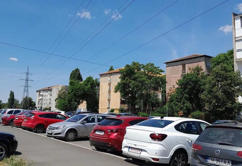 Garsonieră decomandată în Blașcovici