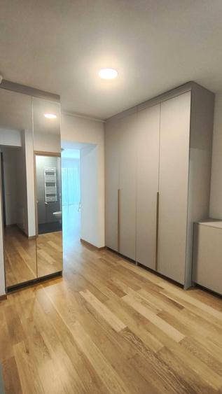 Apartament cu 3 camere decomandat în Pipera