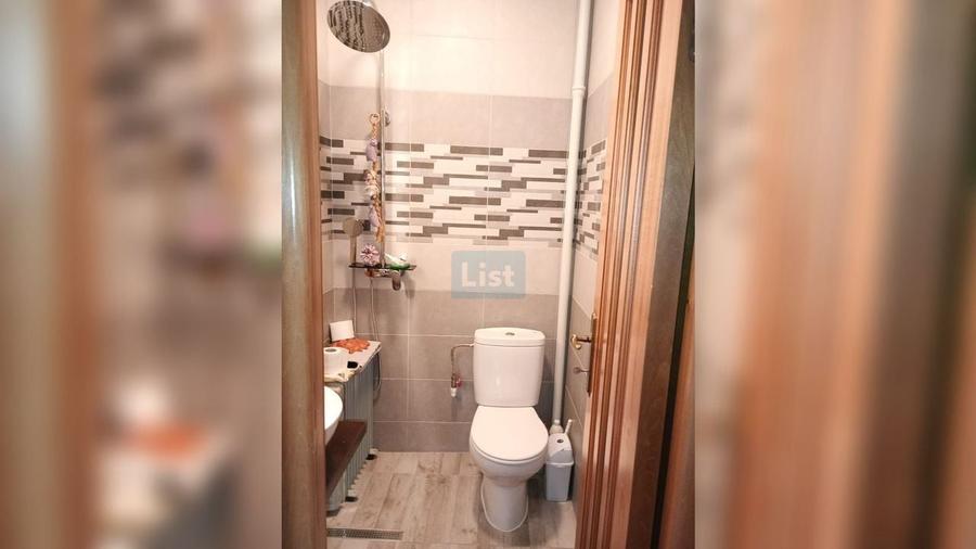 Casă cu Canalizare în Central