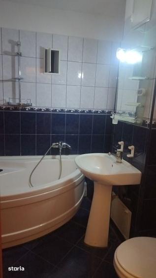 Apartament cu 3 camere decomandat în Lăpuș Argeș