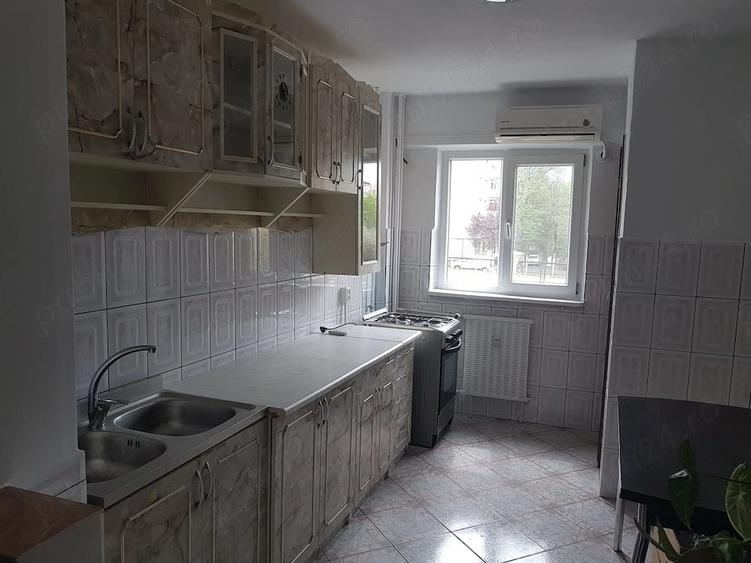 Apartament cu 2 camere decomandat în Lăpuș