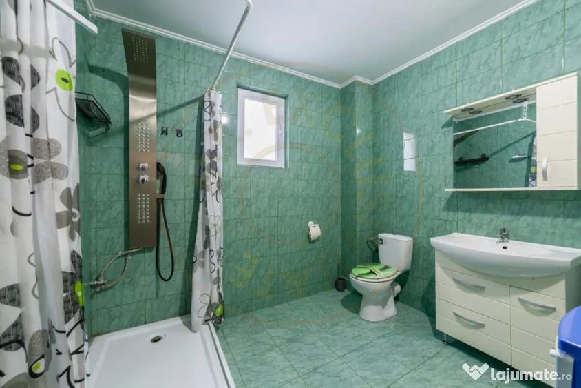 Casă cu 5 camere cu Teren 1044 Mp în Căteasca