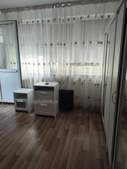 Apartament cu 2 camere semidecomandat, mobilat în Baba Novac