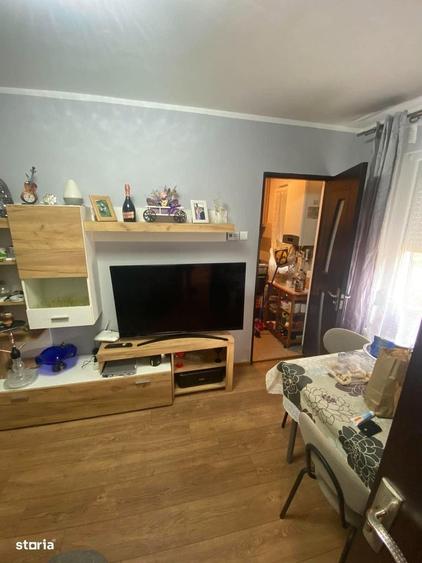 Apartament 2 camere , parter , M14 , Muresului , renovat , 39.000 euro - 8