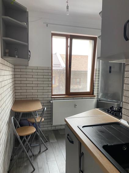 Apartament cu 2 camere decomandat în Floreasca