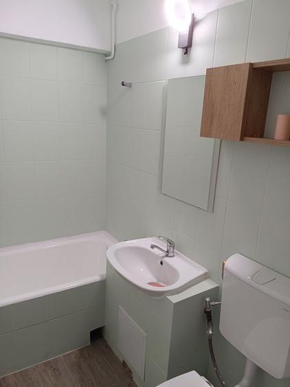 Garsonieră decomandată în Dâmbu Pietros