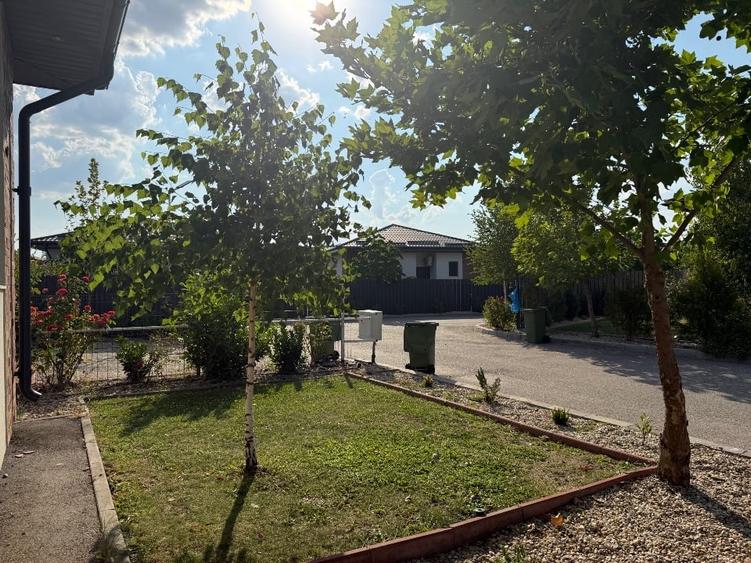 Casă individuală cu 4 camere cu Canalizare în Corbeanca