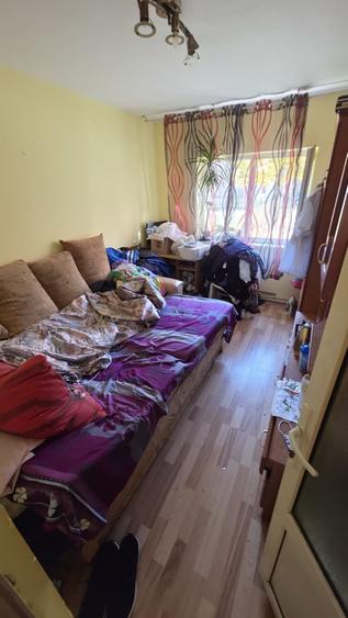 Apartament cu 3 camere în Ampoi 3