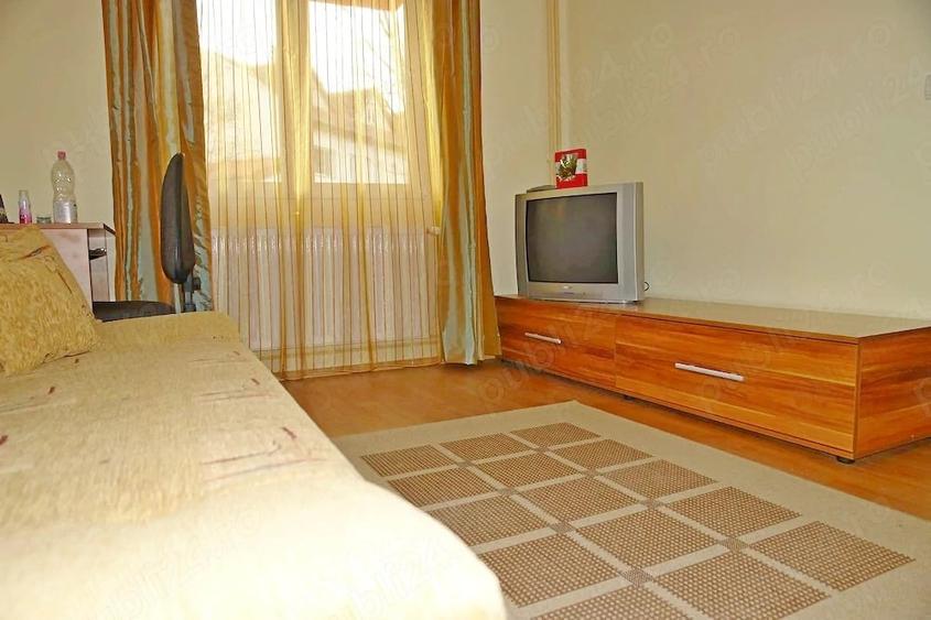 Garsonieră semidecomandată în Lunei