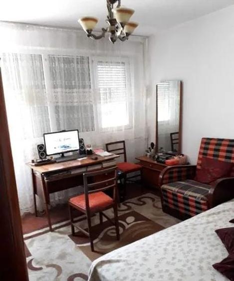 Apartament cu 2 camere decomandat, mobilat în Giurgiului
