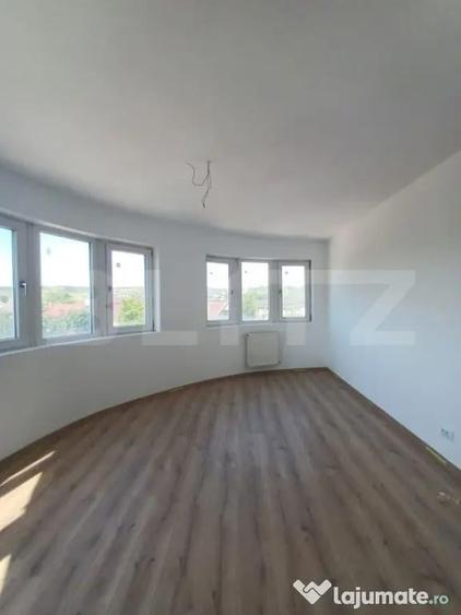 Apartament cu 2 camere semidecomandat în Turda