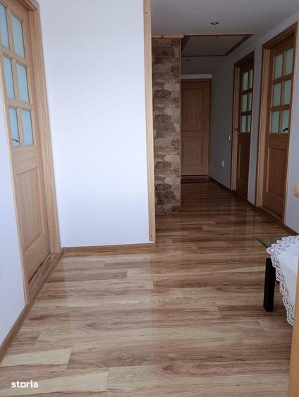 Casă cu 4 camere cu Teren 800 Mp în Beliș