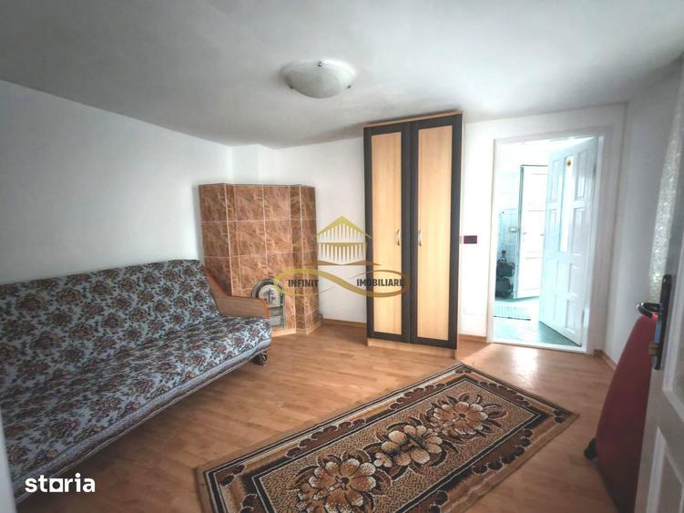 Casă cu 2 camere cu Canalizare în Parincea