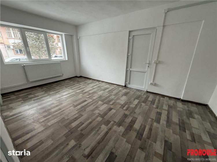 Spațiu comercial, de 118 mp, în Central