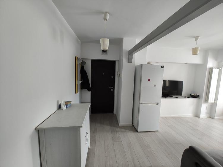 Apartament cu 3 camere decomandat în Ultracentral