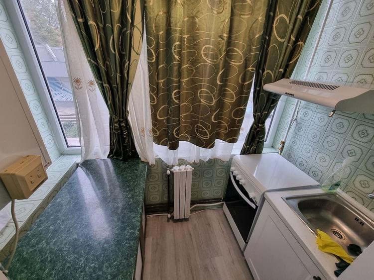 Apartament cu 2 camere semidecomandat, mobilat în Ultracentral