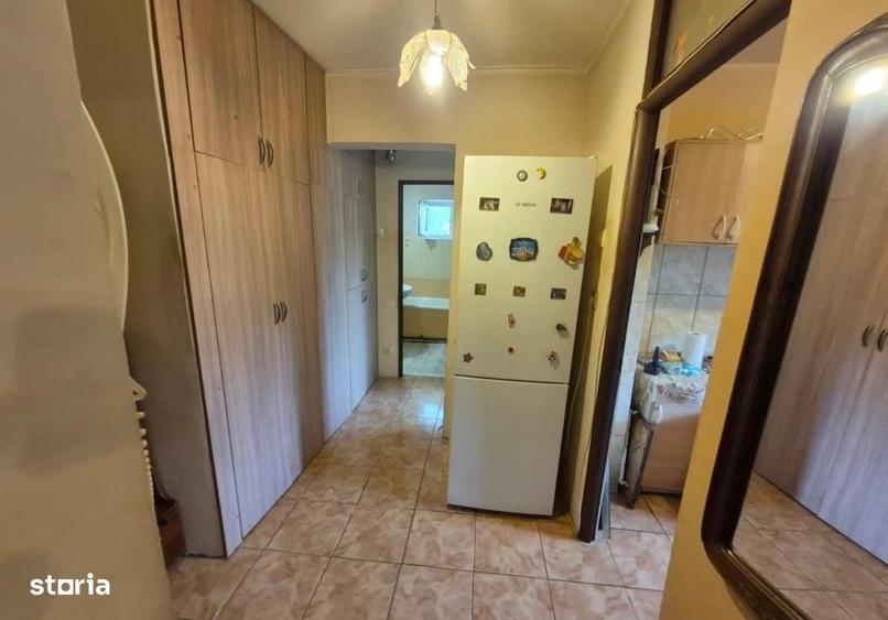 Apartament cu 2 camere decomandat în Dacia