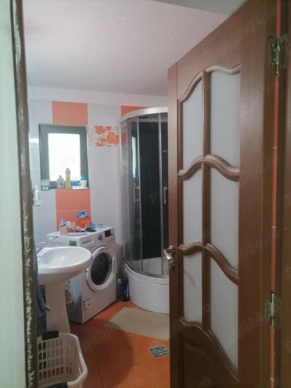 Casă cu 6 camere cu Teren 1056 Mp în Central