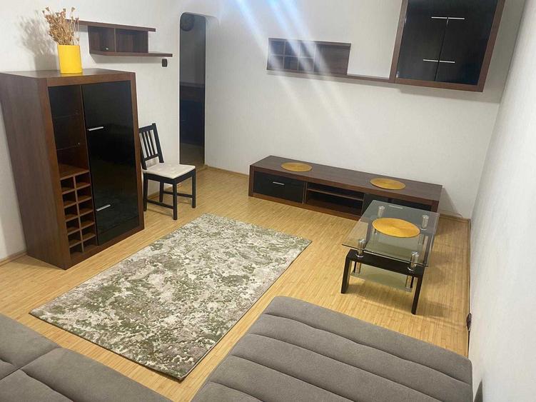 Inchiriez apartament 3 camere,cu loc de parcare - 4