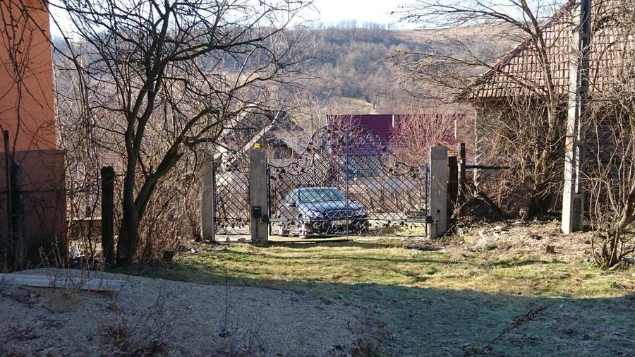 Casă individuală cu 5 camere cu Teren 2000 Mp în Dumbrăvița