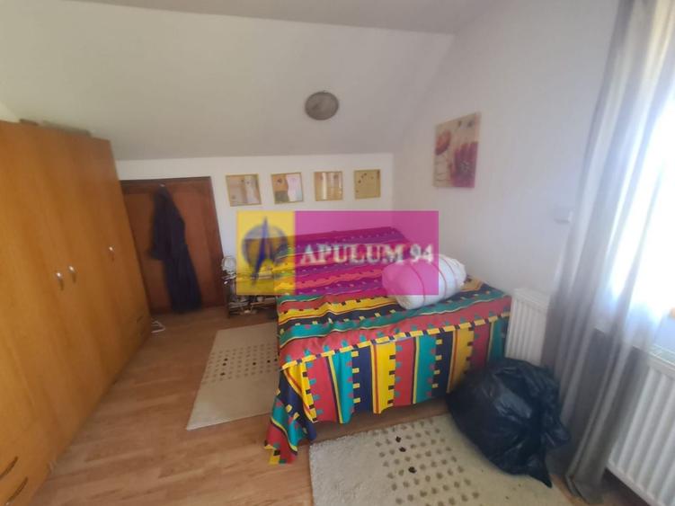 Casă individuală cu 5 camere cu Canalizare în Ghioșești