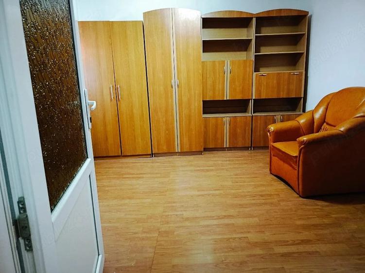 Casă cu 4 camere cu Teren 240 Mp în Central