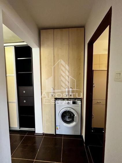 Apartament cu 3 camere decomandat, mobilat în Aradului