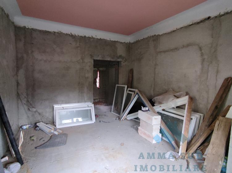 Sinaia / Peles - Vila D + P + M - 10 Camere - 260 mp utili - 700 mp teren - 15