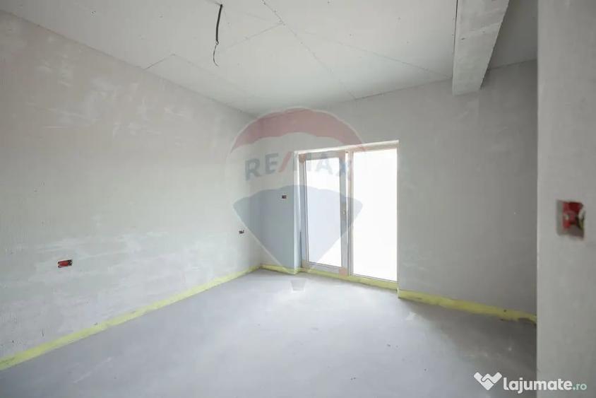 Casă cu 5 camere cu Teren 435 Mp în Săldăbagiu de Munte