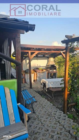 Teren de 2200 mp, în Cârjiți