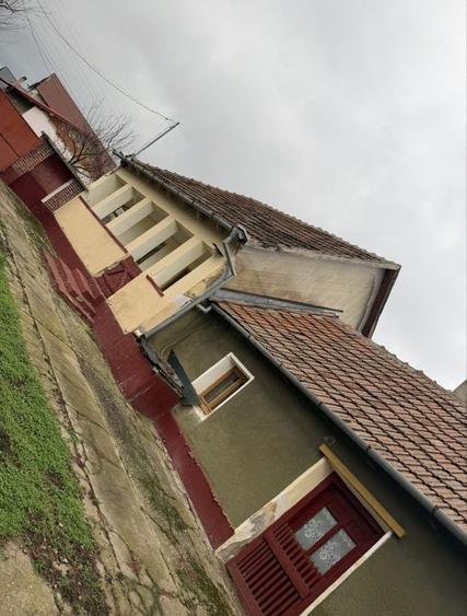 Casă cu 2 camere în Livada de Bihor