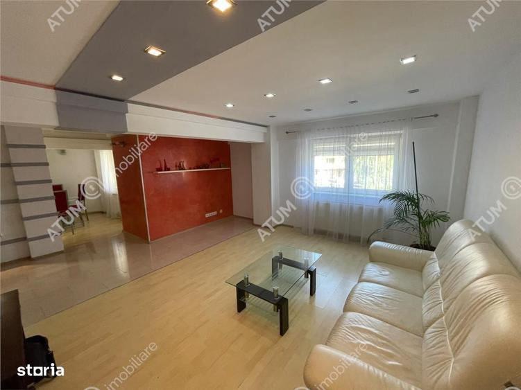 Apartament 3 camere decomandate 2 balcoane etaj 1 zona centrala Sibiu - 2