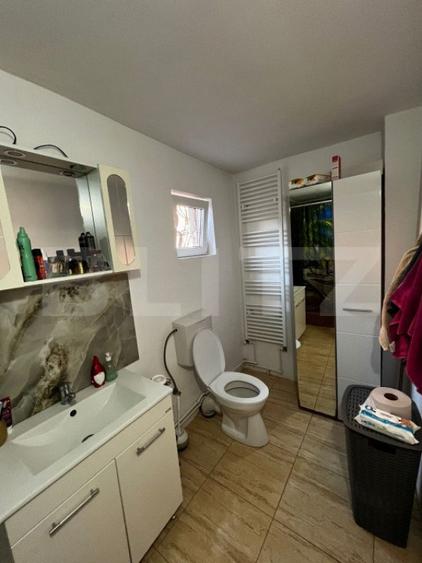 ????Casa de vanzare, cu 5 camere, 200 mp, Livezile - 7
