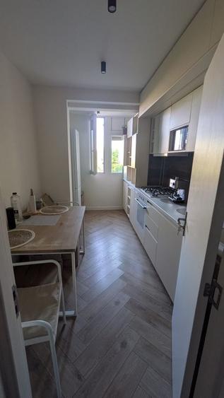 Apartament cu 2 camere semidecomandat în Micro 16