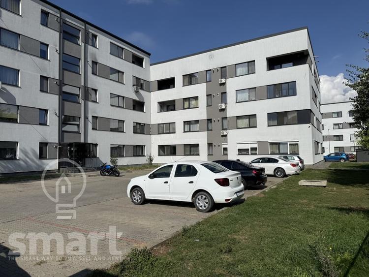 Apartament cu 2 camere semidecomandat, mobilat în Florești