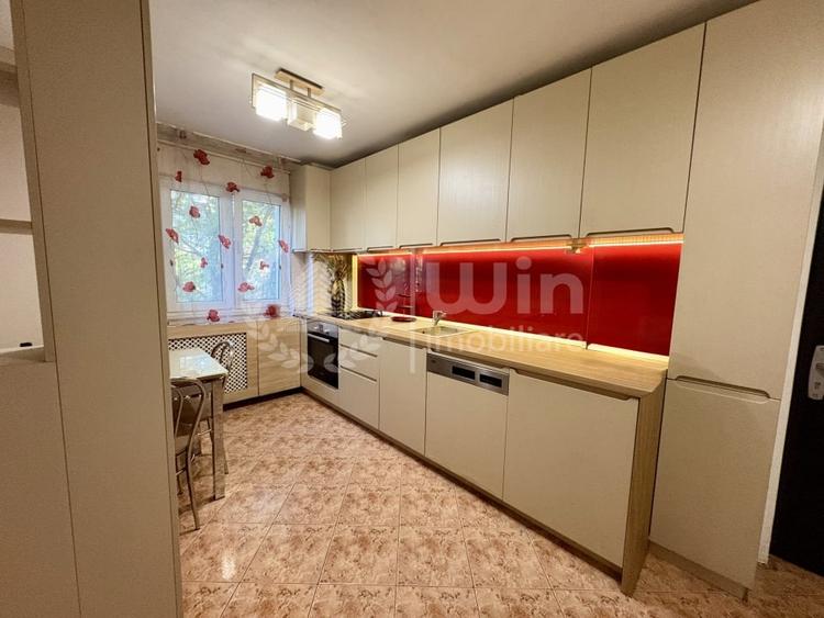 Apartament cu 3 camere semidecomandat, mobilat în Gheorgheni