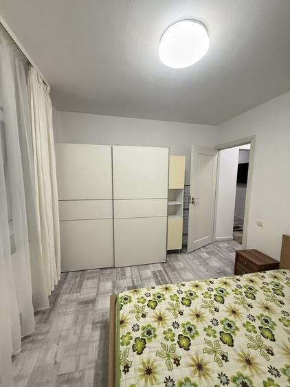 Apartament cu 2 camere semidecomandat în Politehnica