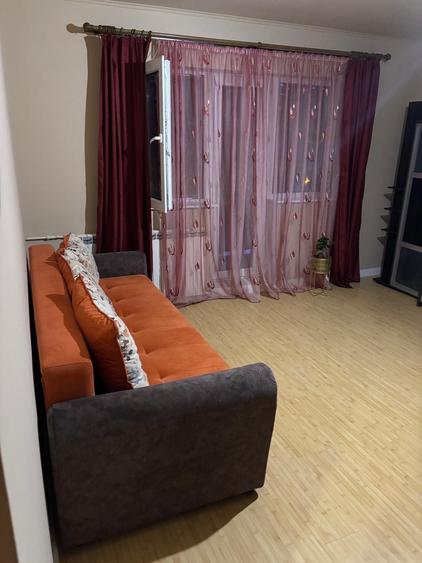 Apartament cu 2 camere semidecomandat în Rogerius