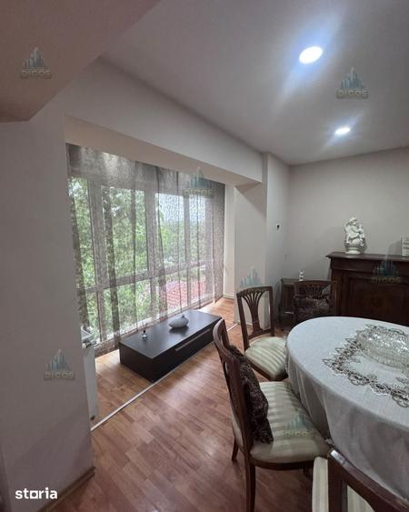Apartament cu 4 camere în Central