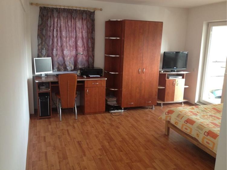 Inchiriez apartament cu o camera + Garaj, zona Calea Turzii - 1