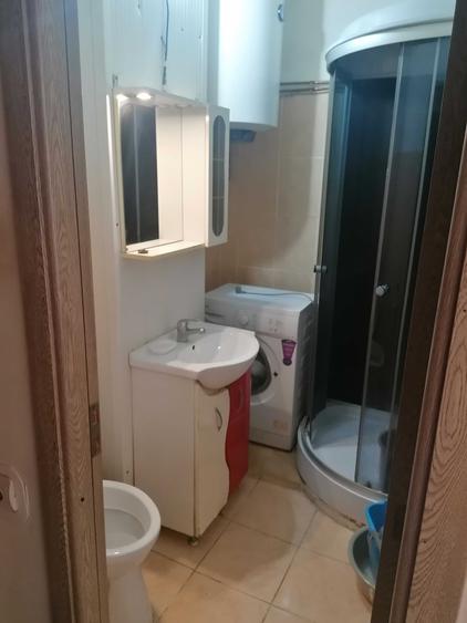 Garsonieră decomandată în Central