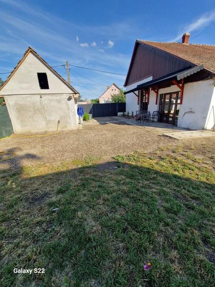 Casă cu 3 camere cu Teren 850 Mp în Central