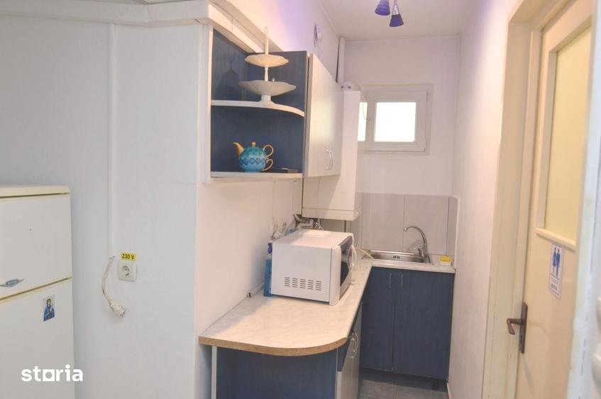 Apartament cu 3 camere în Victoriei