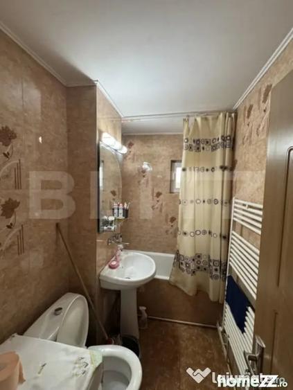 Apartament cu 2 camere decomandat în Traian