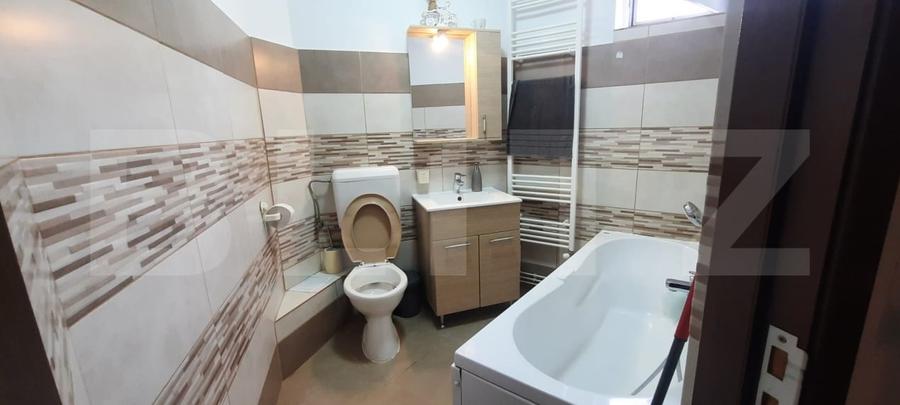 Apartament cu 4 camere decomandat, mobilat în Micro 15
