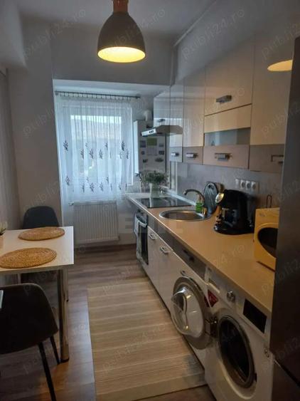Apartament cu 2 camere decomandat în Florești