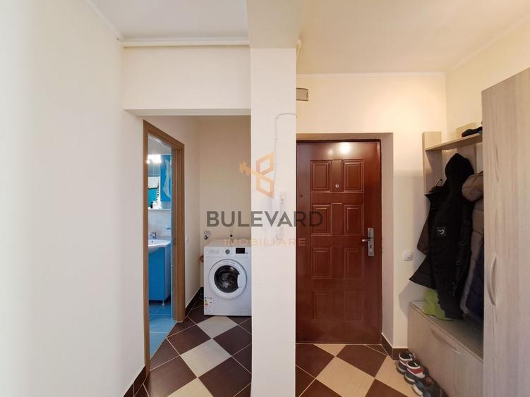 Apartament cu 3 camere semidecomandat, mobilat în Apahida